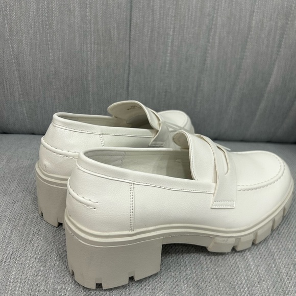 Y2K style Women's White Chunky Loafers size 9 - Picture 3 of 6